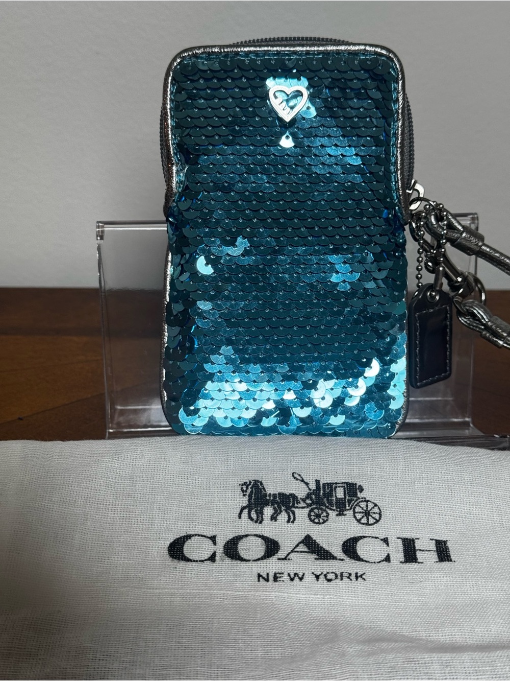 Coach Poppy Teal Sequin Phone Wristlet with COA - Picture 3 of 14